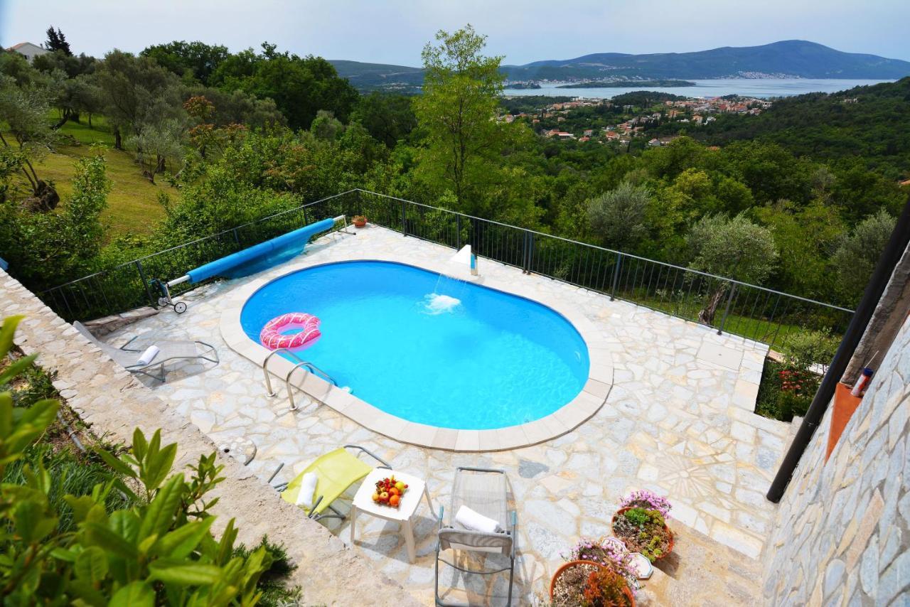 Sunset Holiday Home Τίβατ Εξωτερικό φωτογραφία