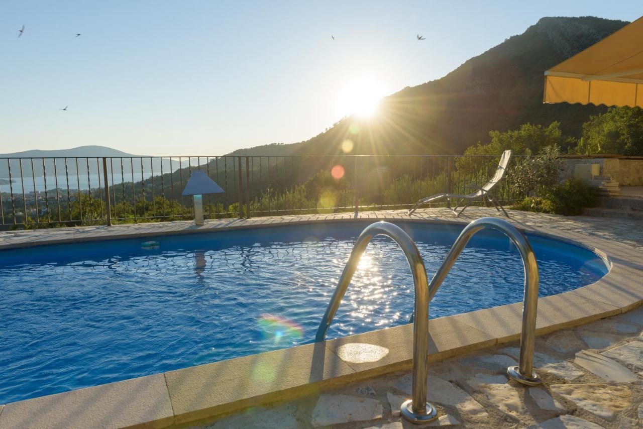 Sunset Holiday Home Τίβατ Εξωτερικό φωτογραφία